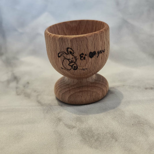 Eierbecher aus Buchenholz mit Brandmalerei – verschiedene Motive