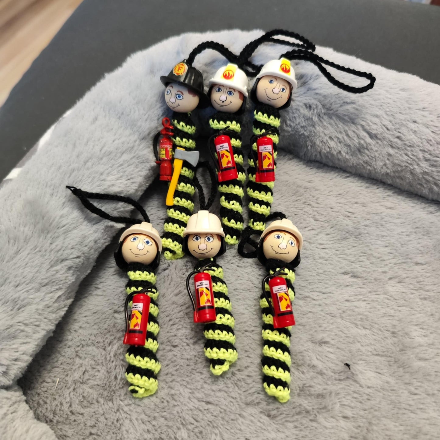 Angel dress for lucky worms