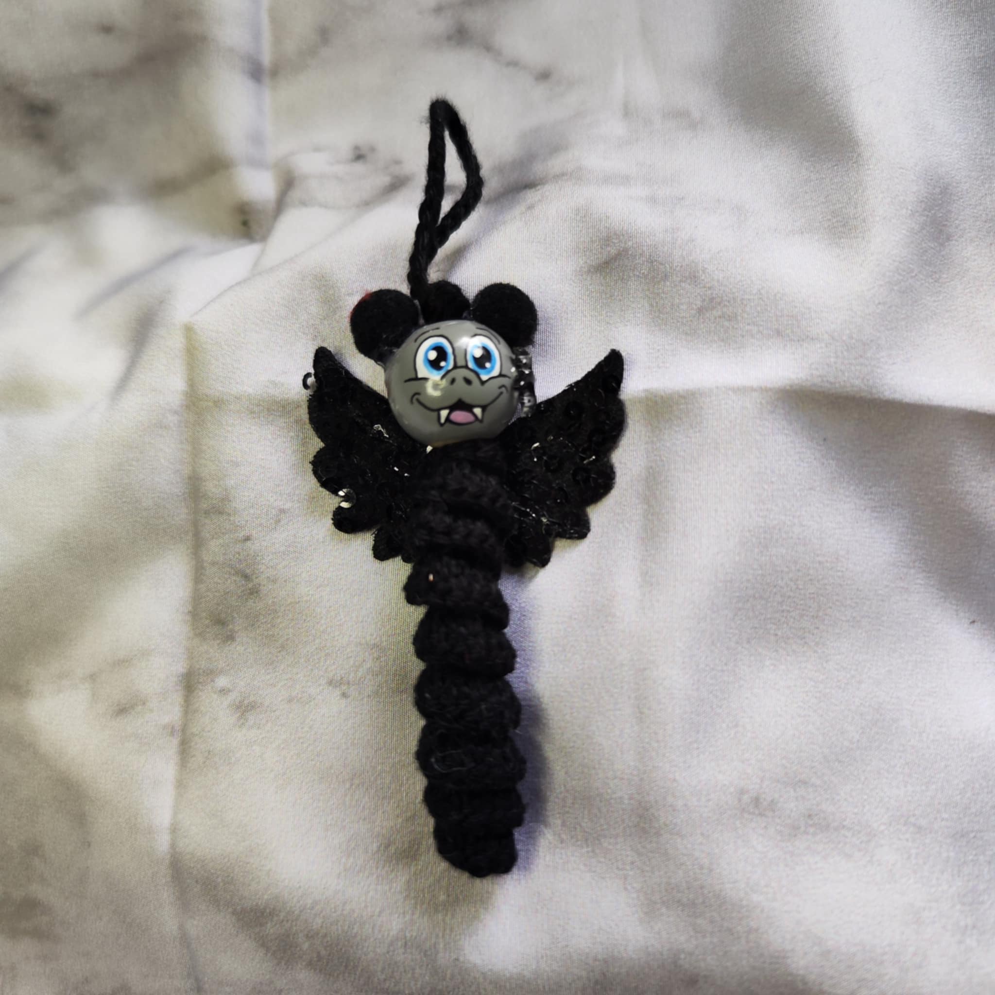 Süße Fledermäuse – handgehäkelte Glücksbringer mit Charme