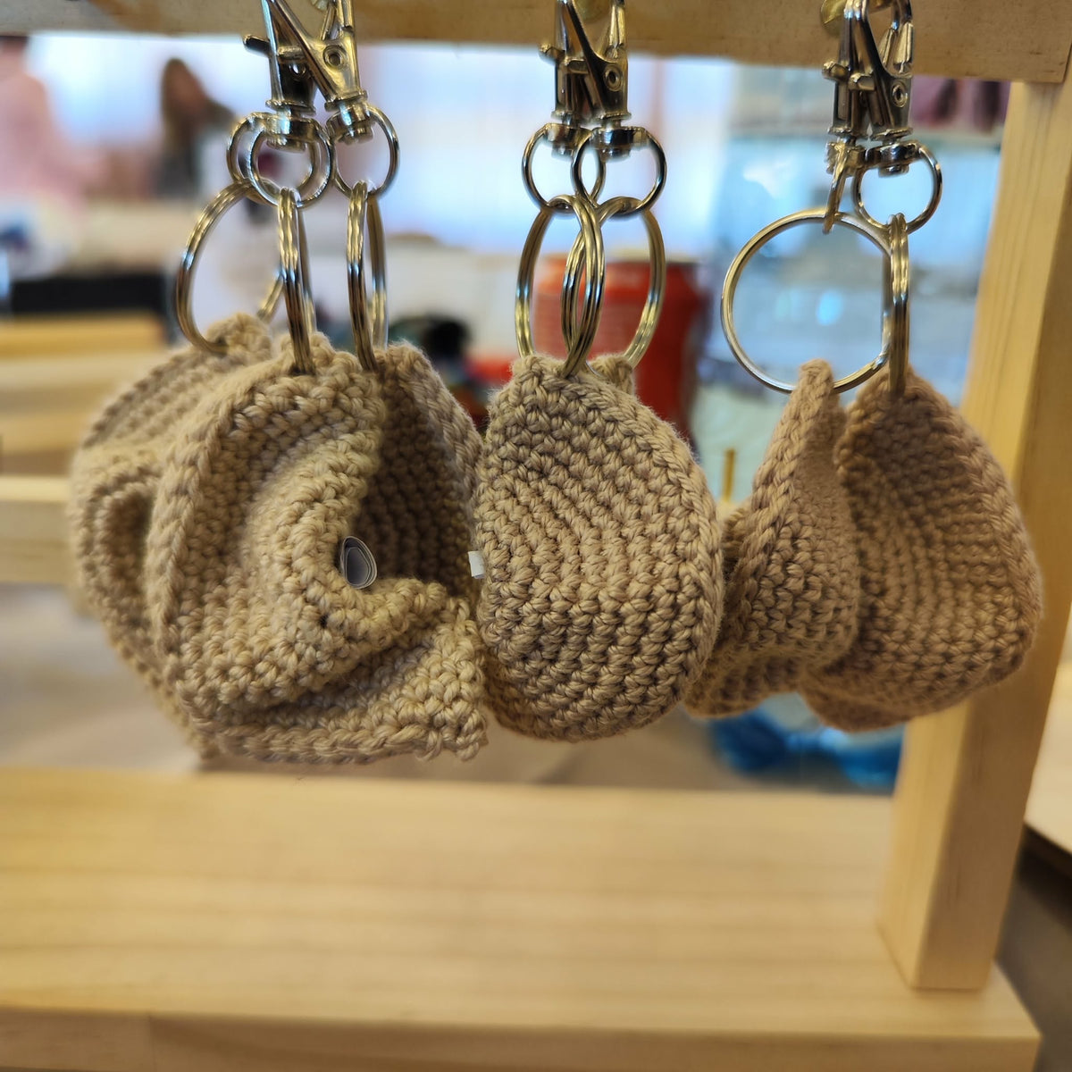 Glückskeks-Schlüsselanhänger – gehäkelt mit Spruch, 5-7 cm