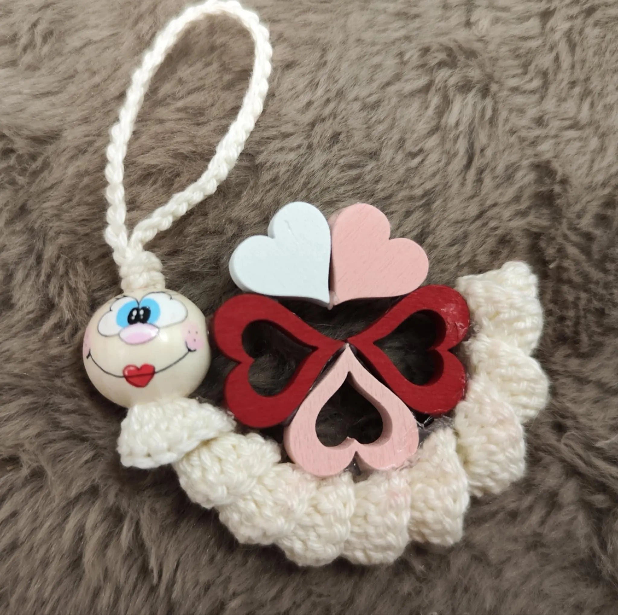 🧶 Snail with heart wheel – When love gets moving