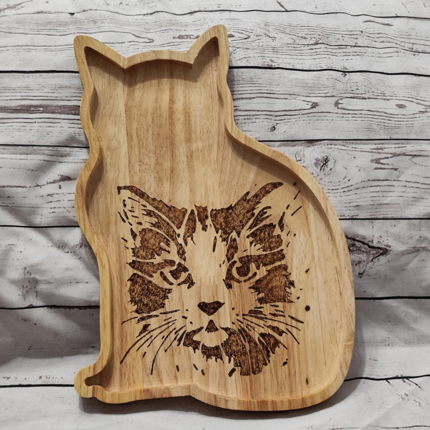 Katzenförmige Holzschale mit Brandmalerei – Deko (26x19 cm)