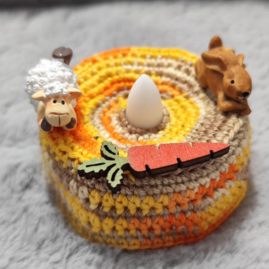 Diverse Oster-Teelichter umhäkelt – LED-Teelicht mit liebevoller Osterzierde (6 cm)