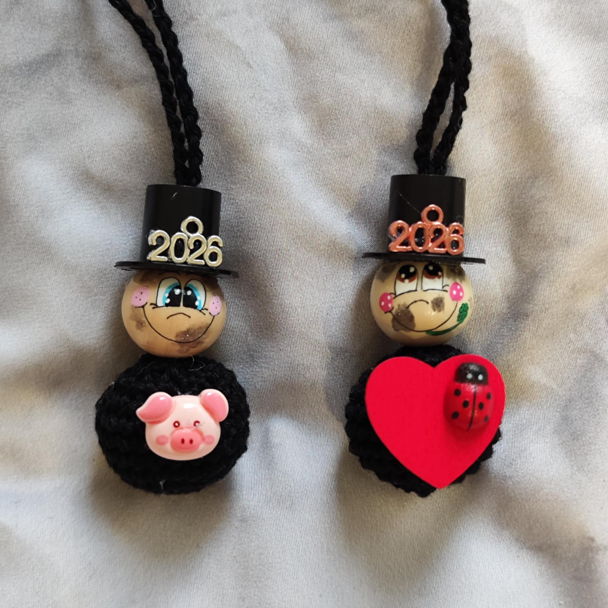 Kleiner runder Rauchfangkehrer – gehäkelter Silvester Glücksbringer