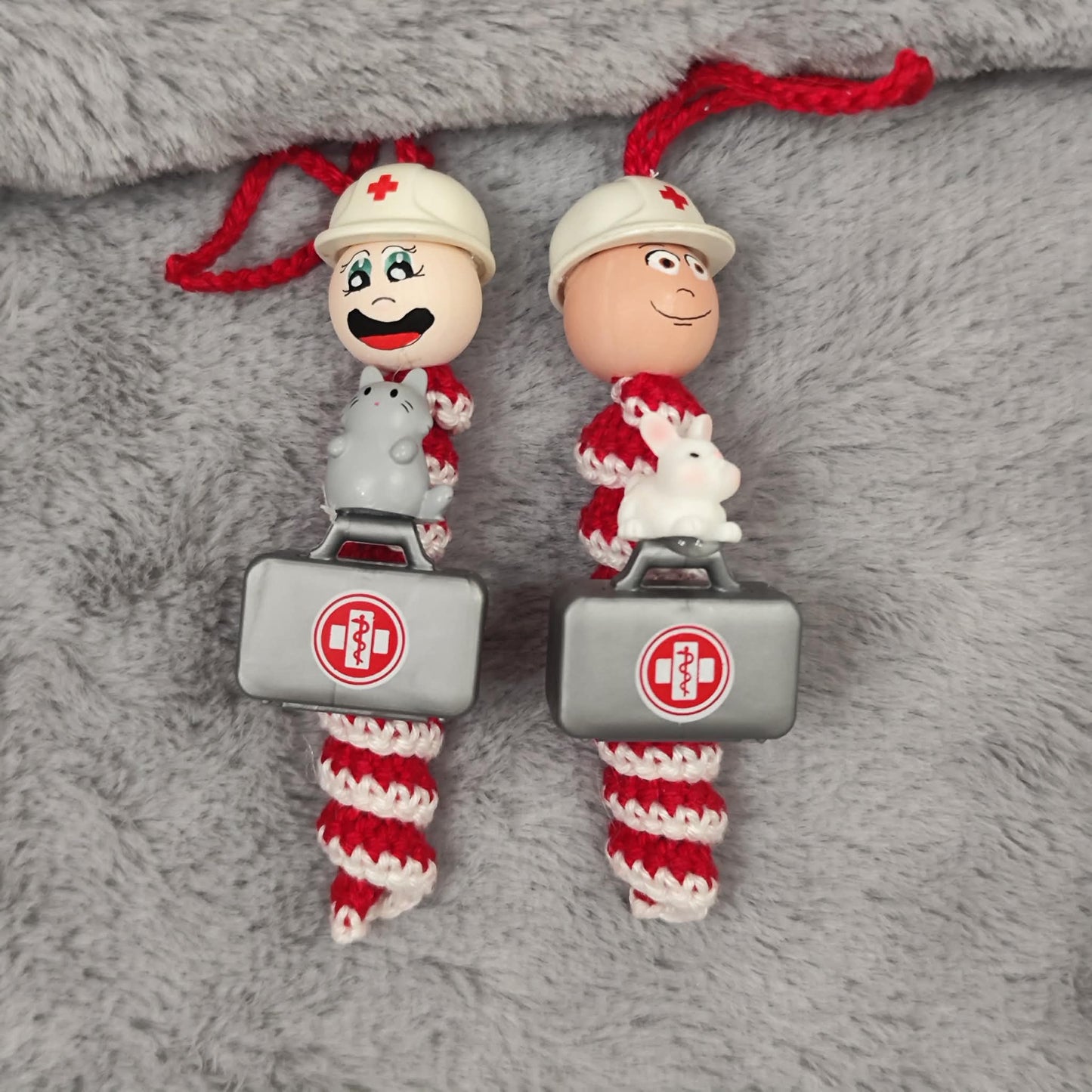 Tierrettungs-Sorgenwürmchen – Sanitäter im Einsatz für Katze & Hase