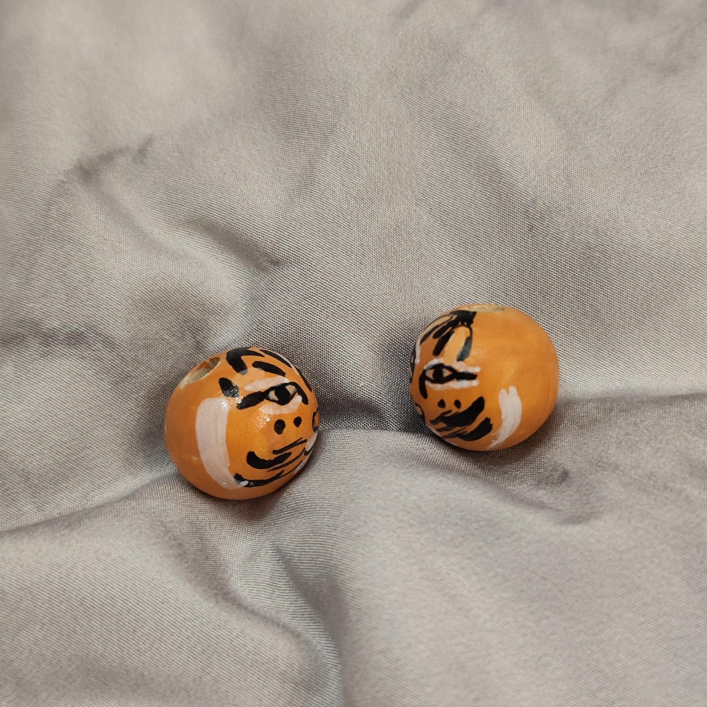 🐯 1 Tiger-Holzköpfchen – wild, markant & handbemalt