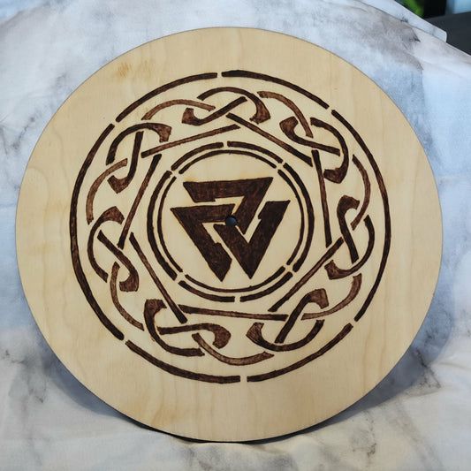 Wanduhr aus Holz mit Brandmalerei – Nordic Nordisch Vikings Wikinger (Ø 20 cm)