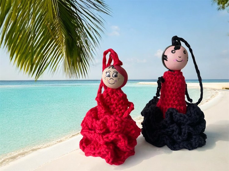 3 Flamenco Dancers Worry Worm Variations