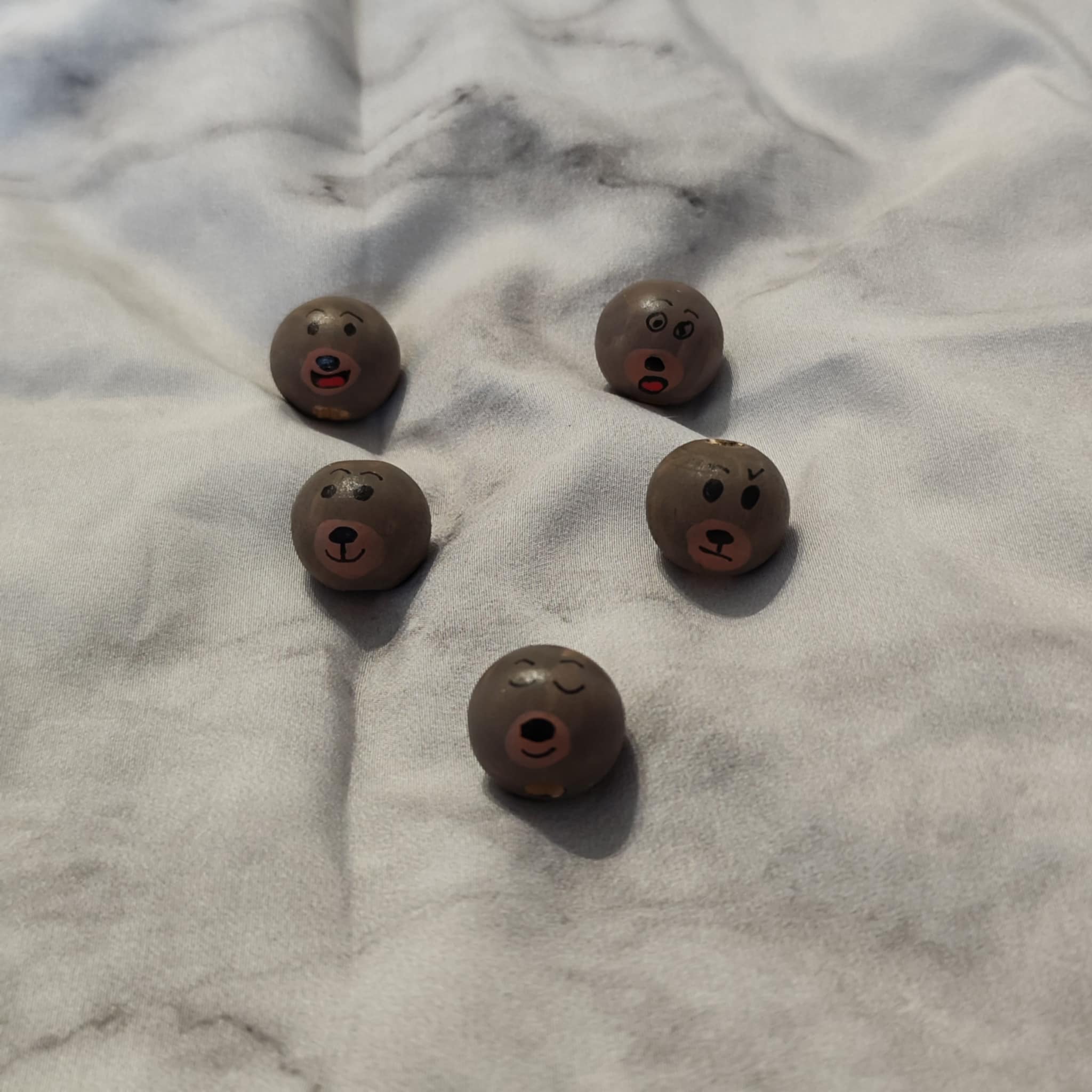 🐻 5er-Set Bärchenköpfe aus Holz – voll bemalt & mit Charakter