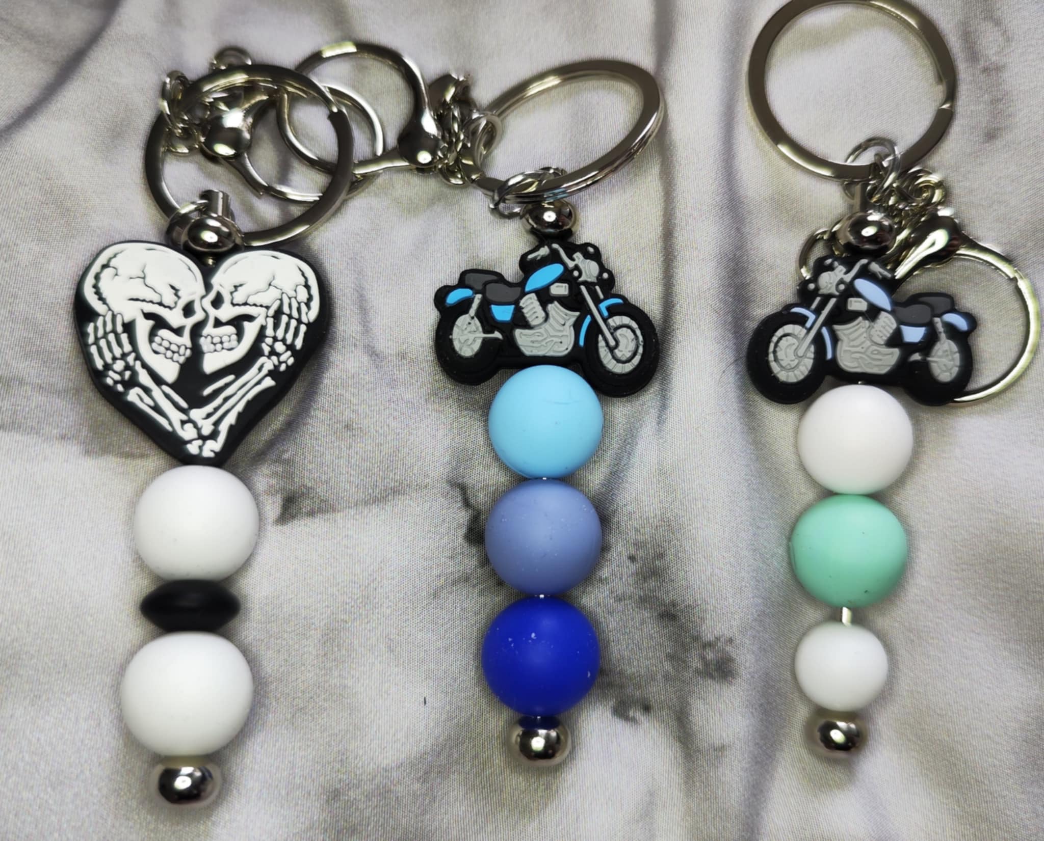 Silikon-Schlüsselanhänger – flexibel, stylisch & handveredelt