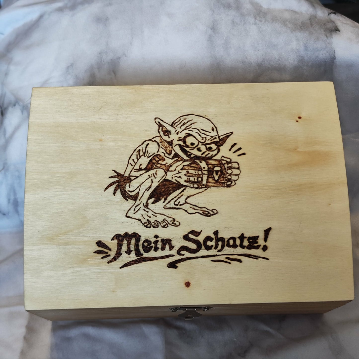 Holzbox mit Brandmalerei – Nerd & Pop Culture Motive (3 Größen)