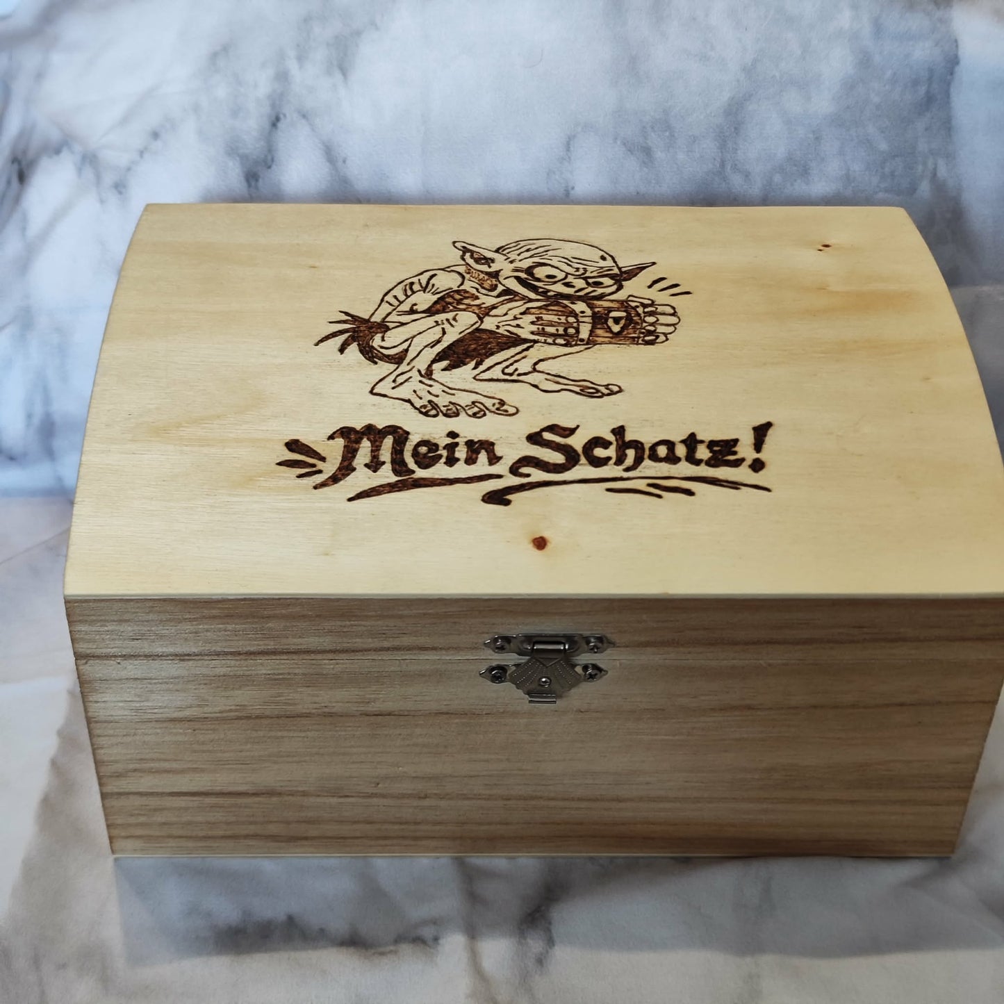 Holzbox mit Brandmalerei – Nerd & Pop Culture Motive (3 Größen)