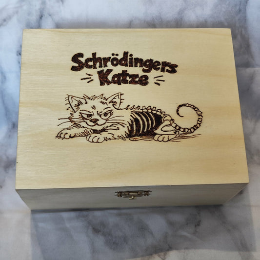 Holzbox mit Brandmalerei – Nerd & Pop Culture Motive (3 Größen)