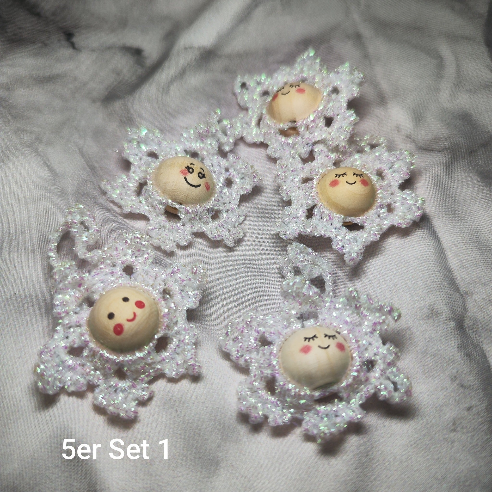 ❄️ Christbaumflocken – gehäkelter Christbaumschmuck im 5er-Set
