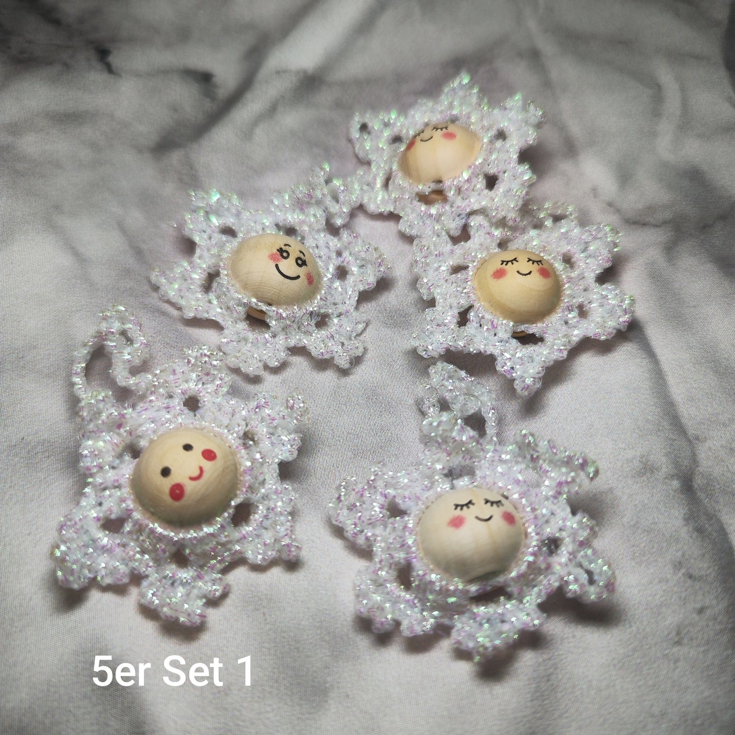 ❄️ Christbaumflocken – gehäkelter Christbaumschmuck im 5er-Set