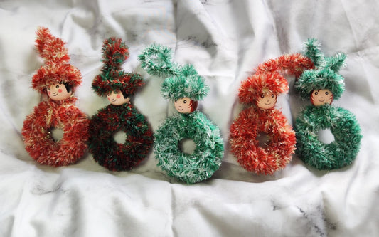 Christbaumkind – handgemachter Christbaumschmuck mit Glitzer & Herz