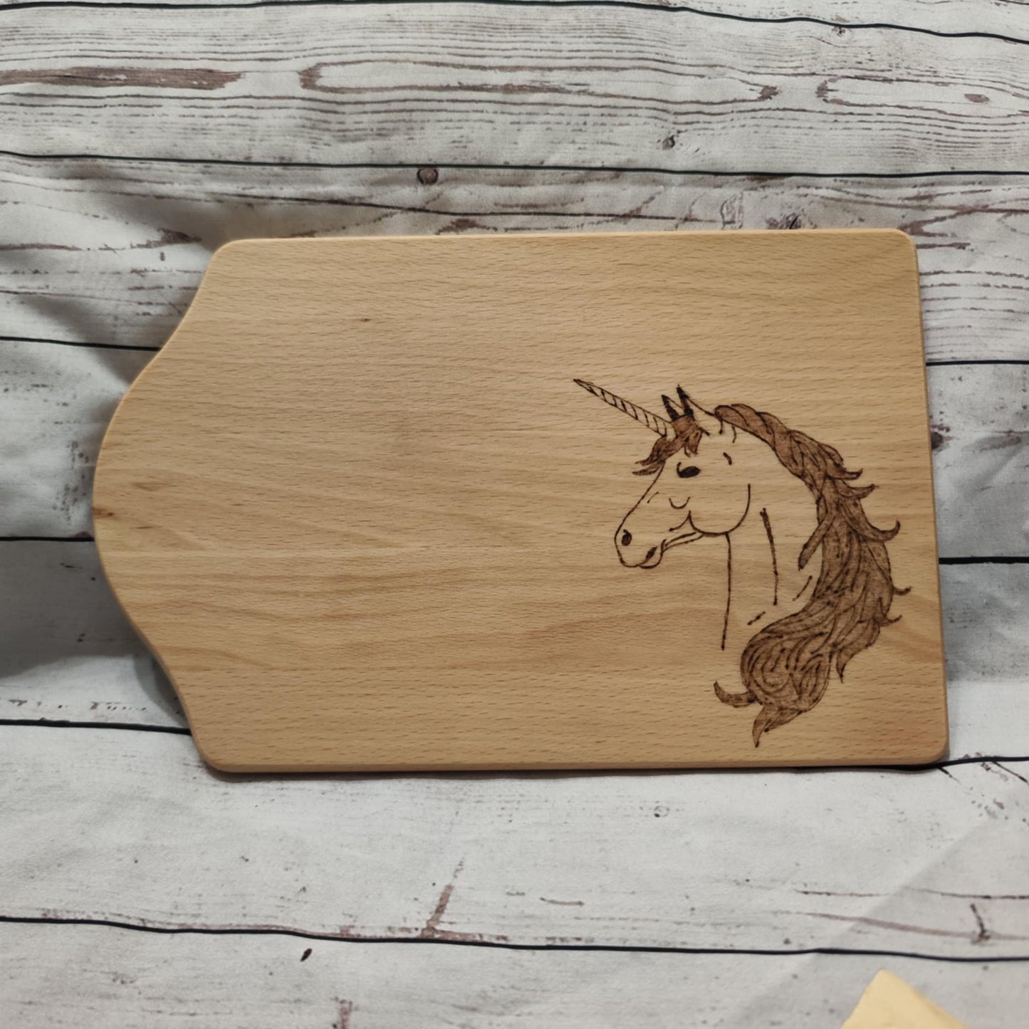 Jausenbrett aus Buchenholz mit Brandmalerei – Variante A (25x16 cm)