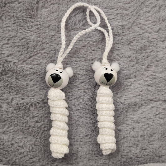 Eisbär-Sorgenwürmchen – Winterlicher Taschenbegleiter