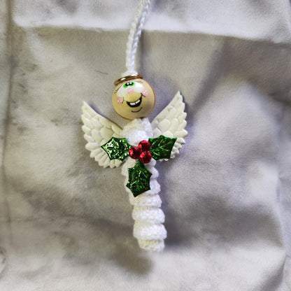 Handgehäkelte Engel – zarte Glücksbringer mit dezentem Glitzer