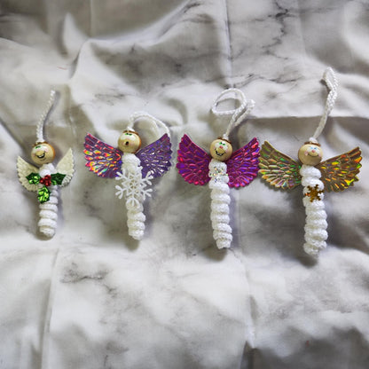 Handgehäkelte Engel – zarte Glücksbringer mit dezentem Glitzer