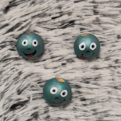 Frostis 3er-Set – handbemalte Schneemann-Holzköpfchen mit Wintercharme, 2 cm