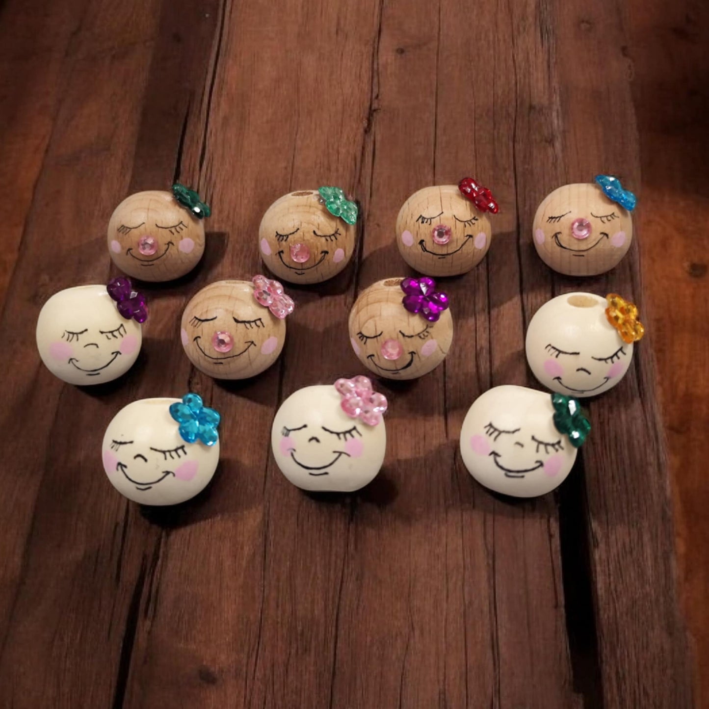 Frühlingsmädchen Köpfchen aus Holz – Buchenholz & helles Naturholz, handbemalt