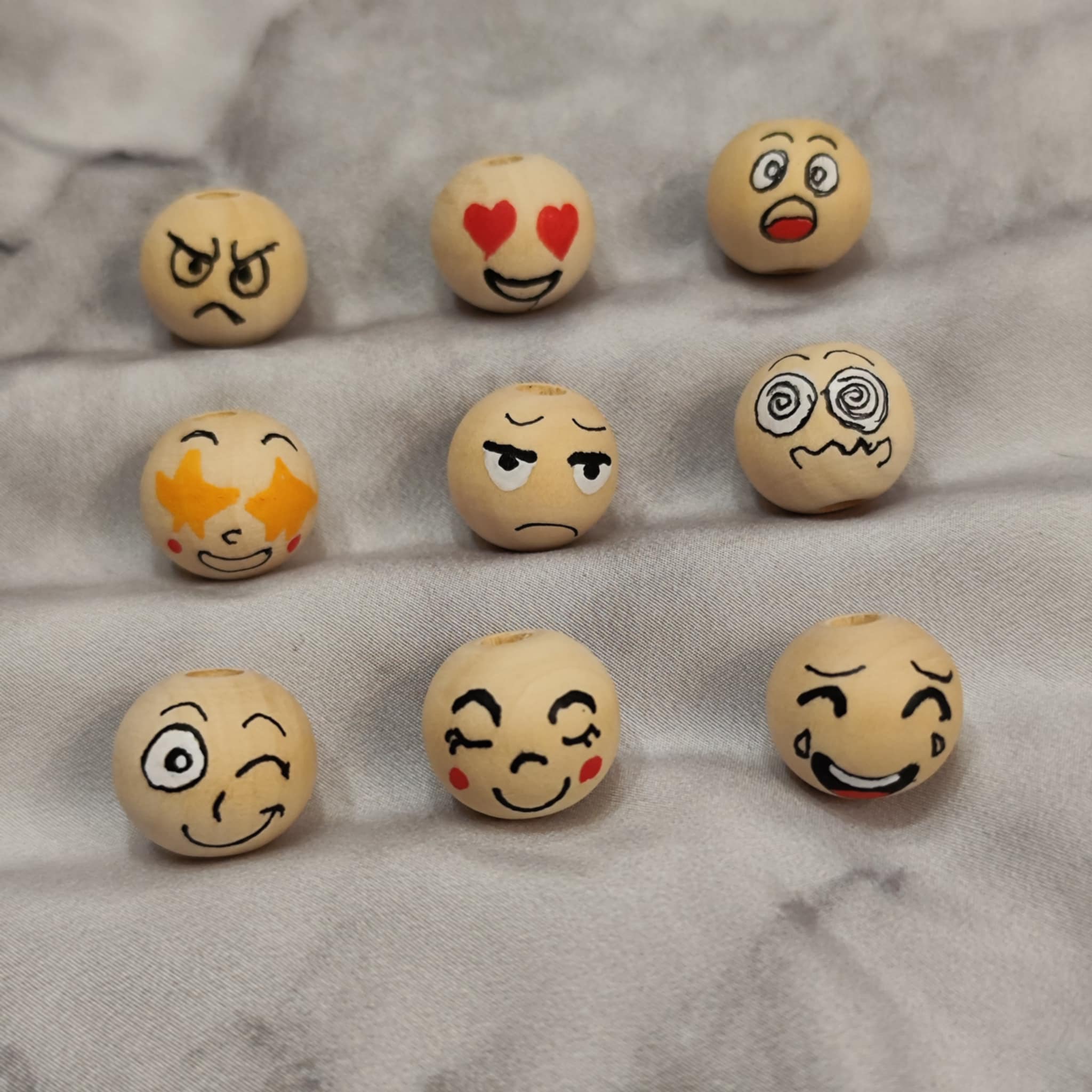 😜 9er-Set Lustige Holzköpfchen – Grimassen, Lacher & gute Laune