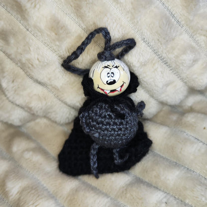 Graf & Gräfin Dracula – handgehäkelte Halloweenfiguren mit Stil