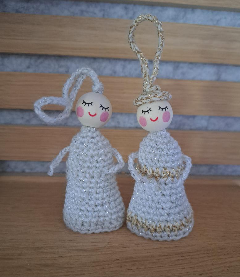 Angel dress for lucky worms