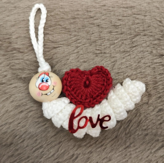 🧶 Liebesschnecke mit Herzhaus & „love“-Schriftzug – Wenn Liebe Form annimmt