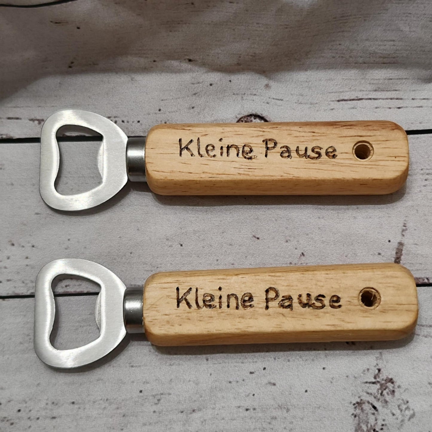 Flaschenöffner mit Brandmalerei – Holzgriff personalisierbar