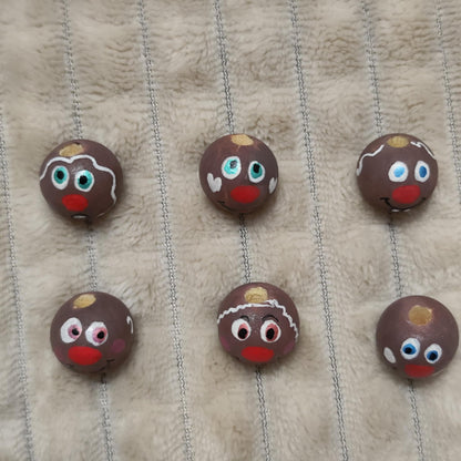 Lebkuchen-Köpfchen 6er-Set – handbemalte Holzköpfe mit Zuckerguss-Details für Worry Worms