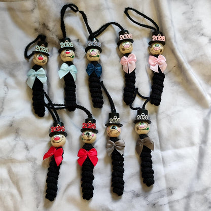 Gehäkelter Rauchfangkehrer mit bunter Fliege – Silvester Glücksbringer