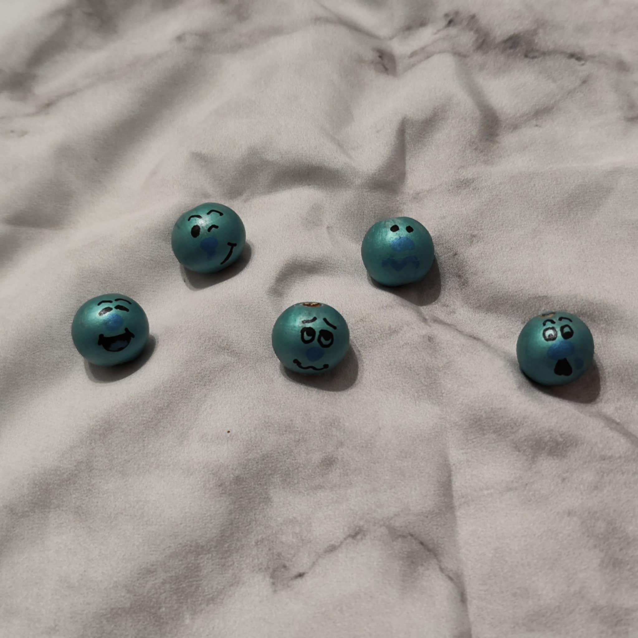 ❄️ 5er-Set „Metallic Frostis“ – winterlich, glänzend & handbemalt