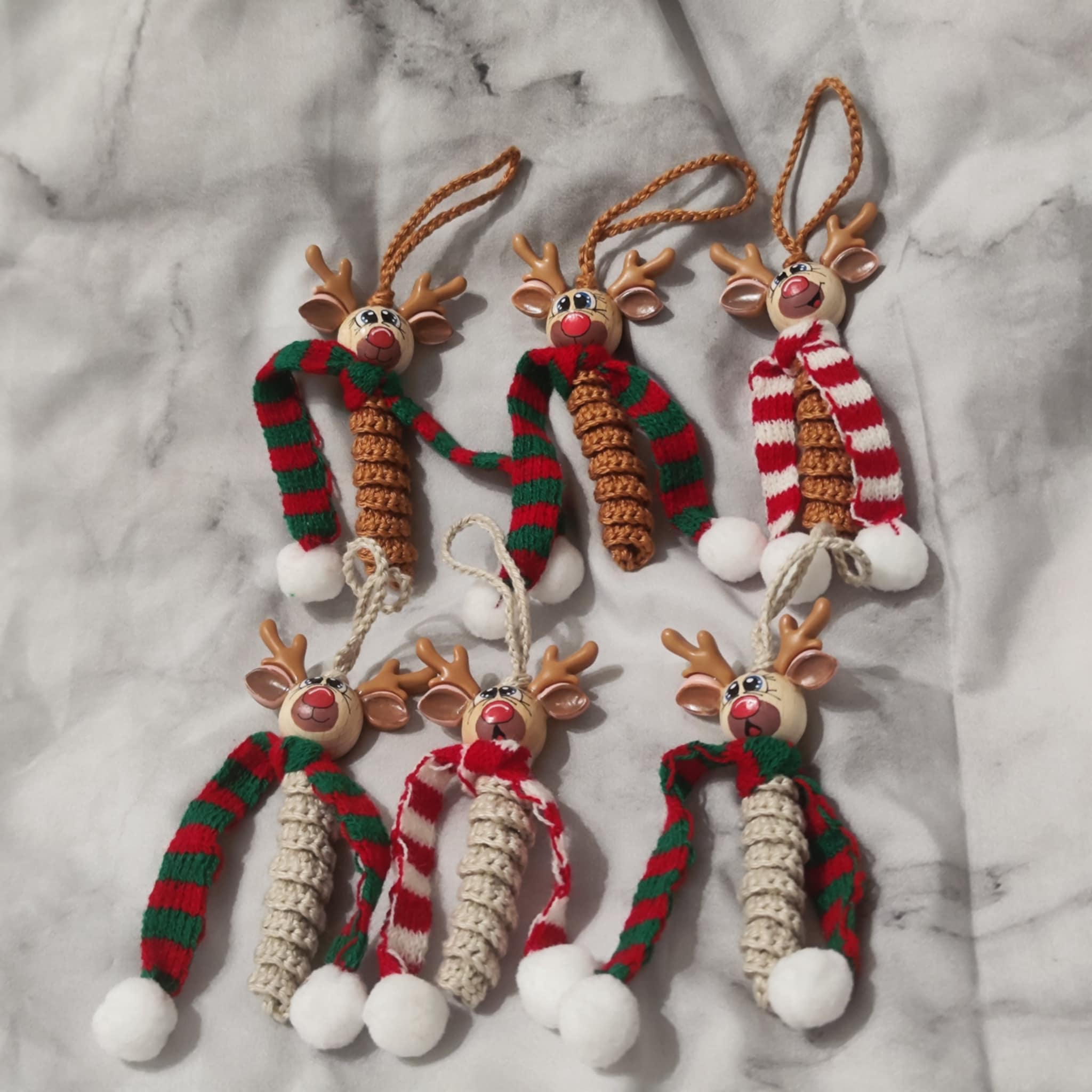 🦌 Winterfreund zum Mitnehmen – dein Sorgenrentier mit Schal