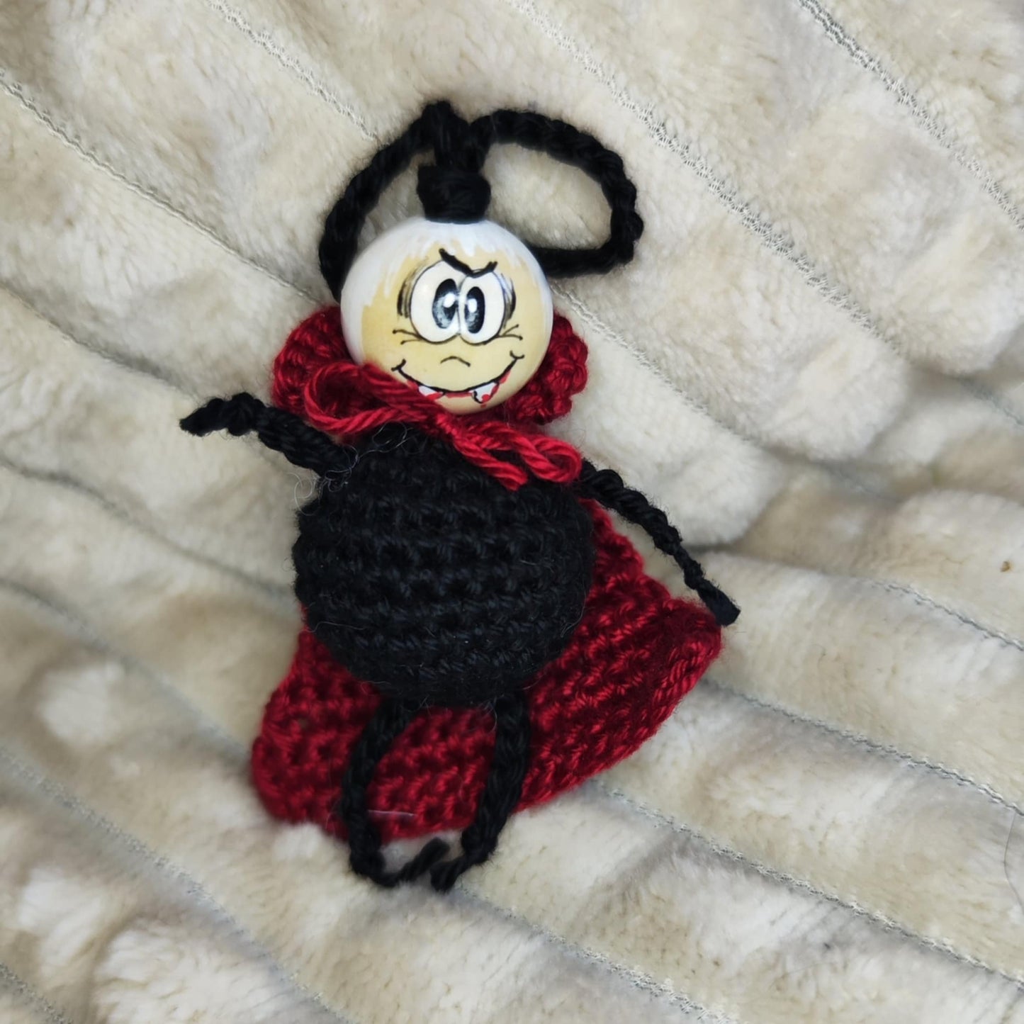 Graf & Gräfin Dracula – handgehäkelte Halloweenfiguren mit Stil