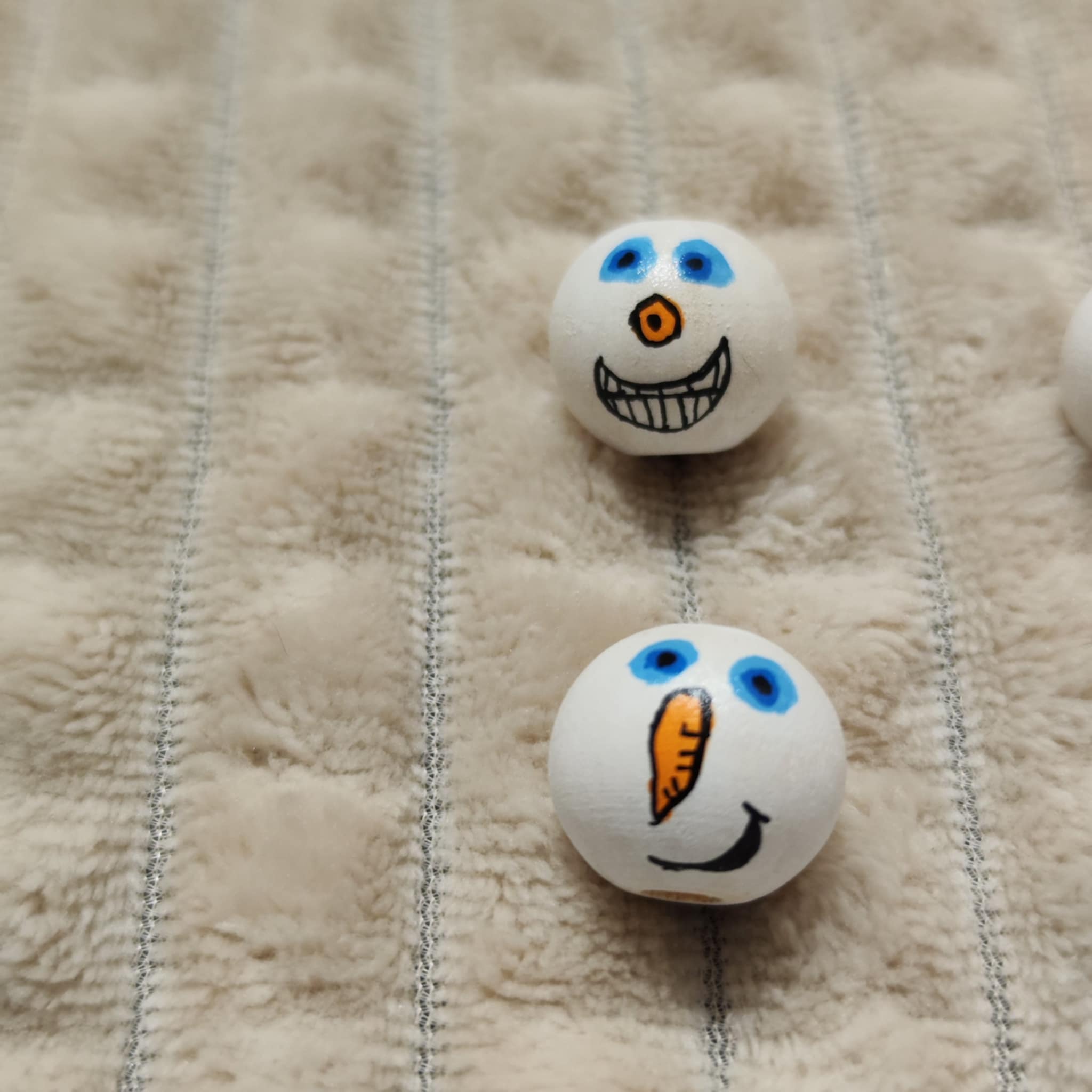 ❄️ Schneemann-Köpfchen 5er-Set – handbemalt mit blauen Augen