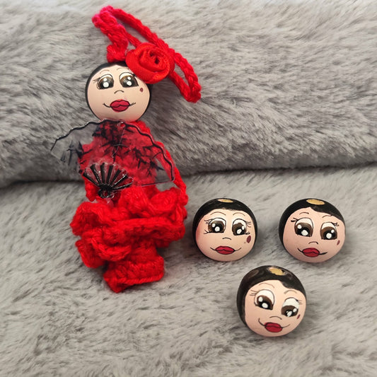 Spanierin Flamenco – Handbemalte Holzköpfchen | 2 cm | Bastelbedarf & Sorgenwürmchen