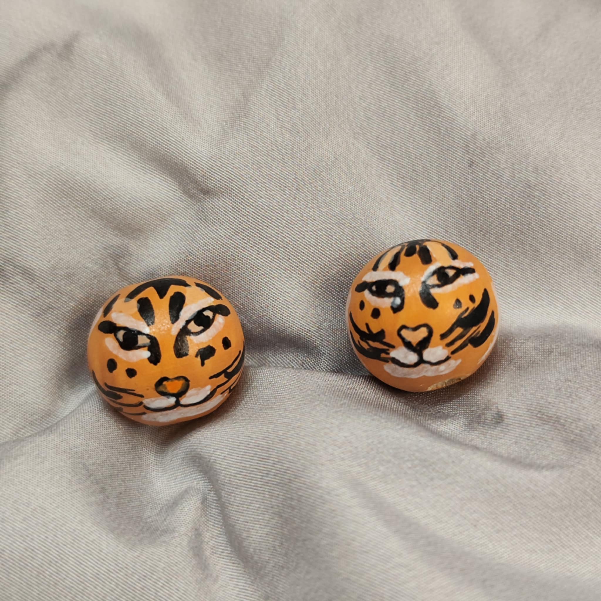 🐯 1 Tiger-Holzköpfchen – wild, markant & handbemalt