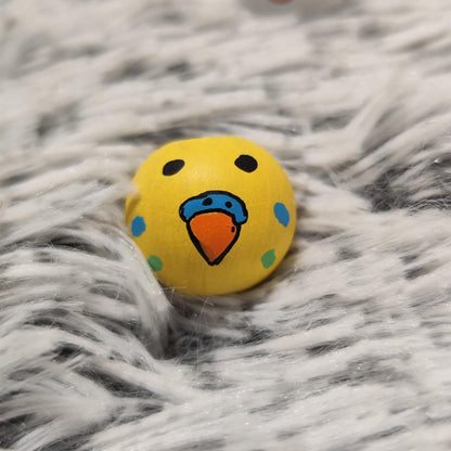 Vogelgang 1 – 4er-Set handbemalte Holzköpfchen: Pfau, Gans, Kardinal, Wellensittich, 2 cm