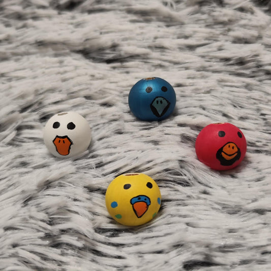 Vogelgang 1 – 4er-Set handbemalte Holzköpfchen: Pfau, Gans, Kardinal, Wellensittich, 2 cm