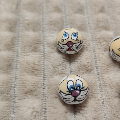 Weihnachtsmann-Köpfchen 5er-Set – handbemalte Holzköpfe mit bunter Nase, 2 cm, Mütze optionaloptional