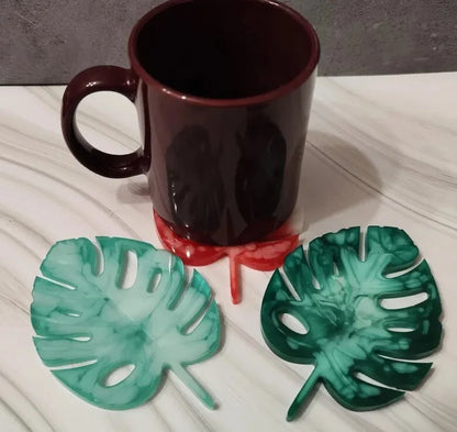 Handmade leaf coaster – nature meets design — dark green