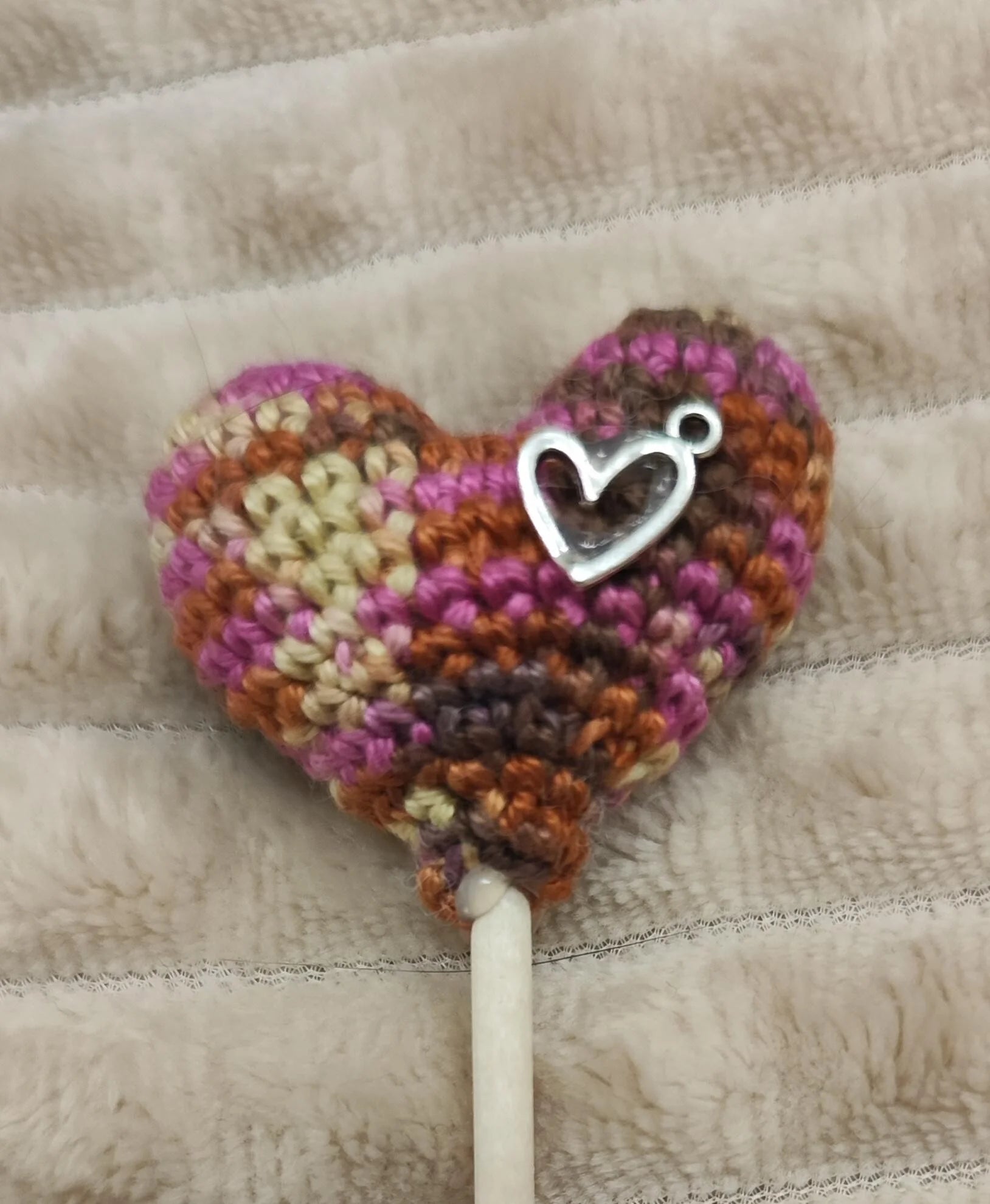 💗 Double love – the colorful heart with heart