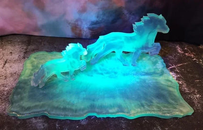 Set of 2 Ice Night Tölters – UV-luminous Icelandic horse decorations