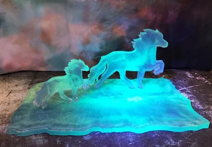 Set of 2 Ice Night Tölters – UV-luminous Icelandic horse decorations
