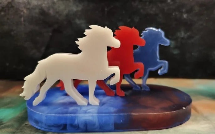 Icelandic horses in flag colors – team spirit to set up - Iceland