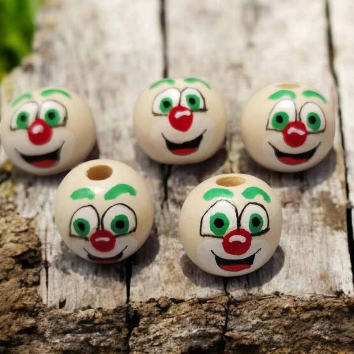 Clown mit grünen Akzenten (2 cm oder 2,5 cm) – Handbemalte Holzperlen