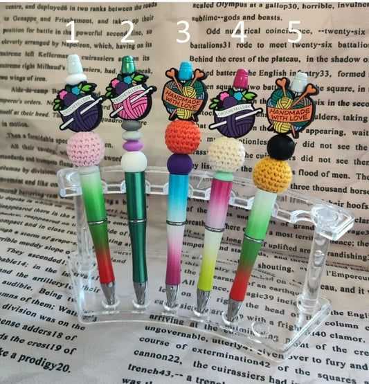 🖊️ Crochet all day? Schreib es auf! – Kreativ-Kugelschreiber für Handmade-Herzen