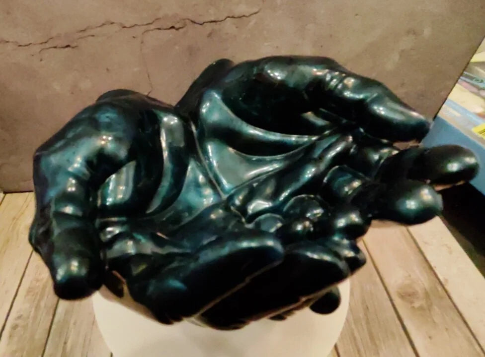 🖐️ Decorative hand-shaped bowl – black-blue shimmering &amp; handmade